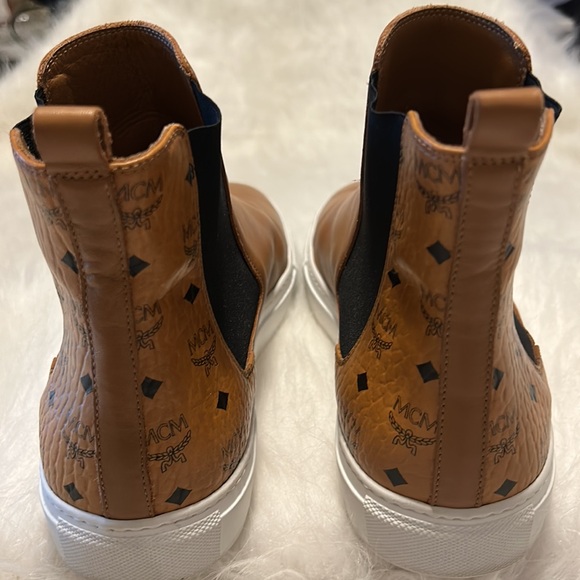 Authentic MCM Men’s Visetos Chelsea boots - Picture 4 of 9